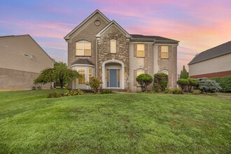 Building Photo - 1099 Bayswater Dr