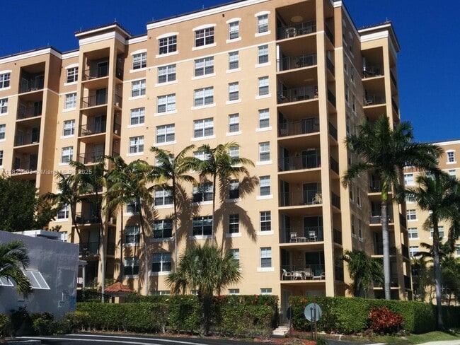 Building Photo - 1801 N Flagler Dr