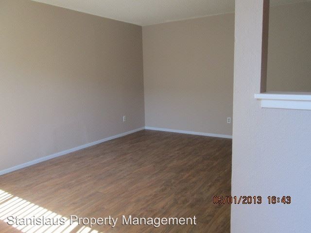 Foto del edificio - 1712-1714 Floyd Ave