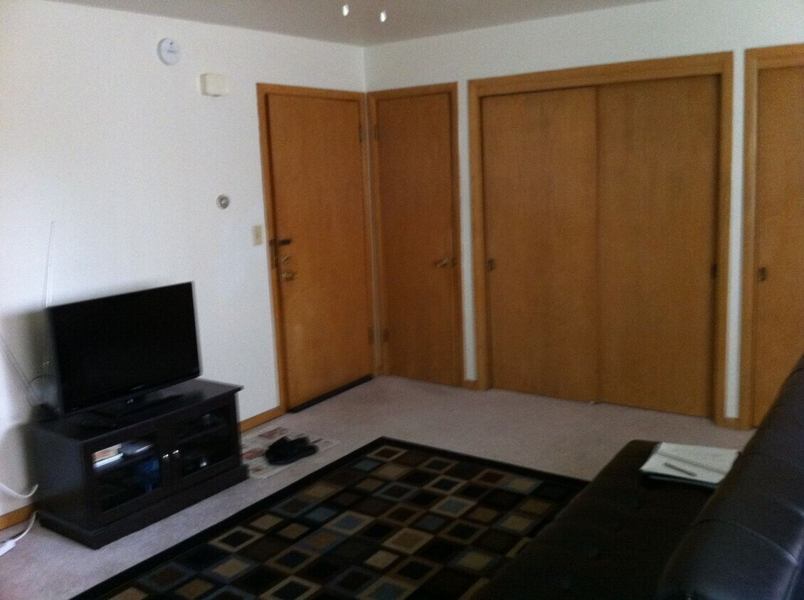 Foto del edificio - 1437 S 81st St