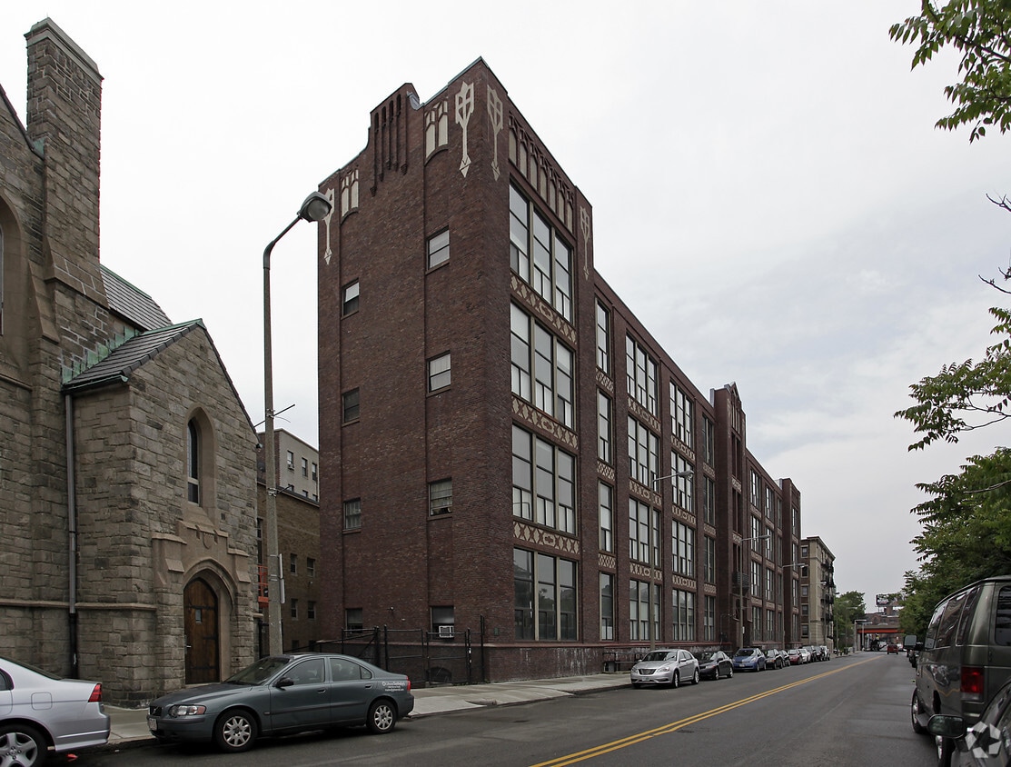 Fenway Studios Apartments in Boston, MA