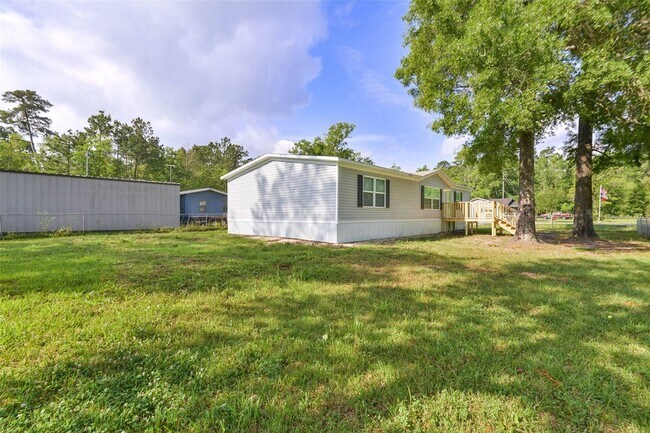 Foto del edificio - 25150 Faraway Ln