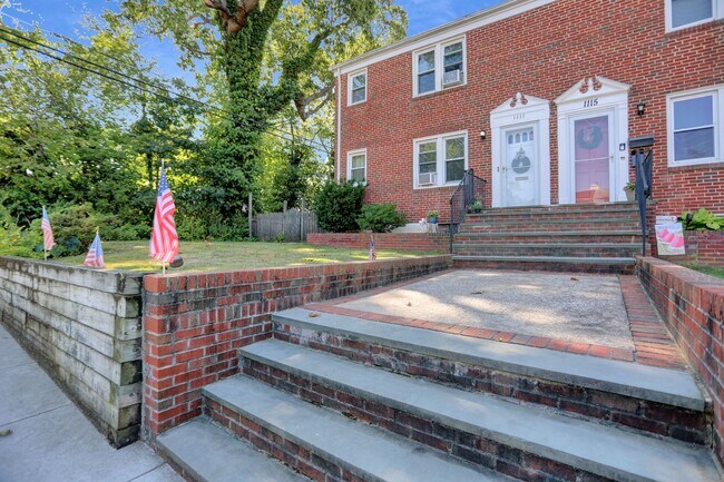 Foto del edificio - Cedarcroft Property