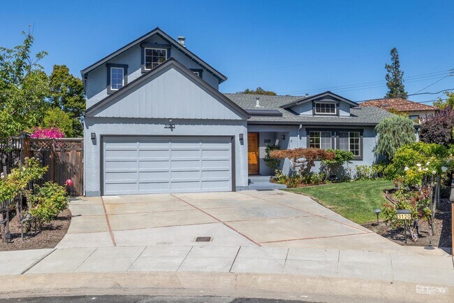 Foto del edificio - Elegant 3-Bedroom Home in Palo Alto’s Midt...