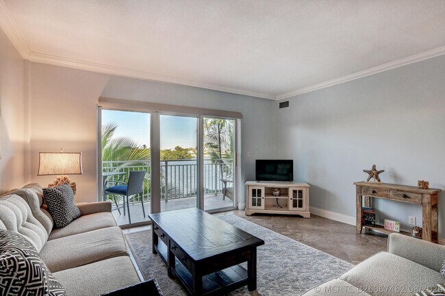 Foto del edificio - 6520 N Ocean Blvd