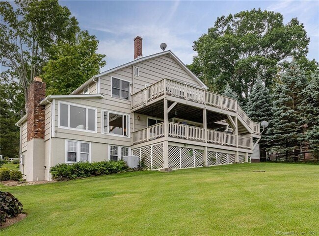 Building Photo - 18 Candlewood Heights