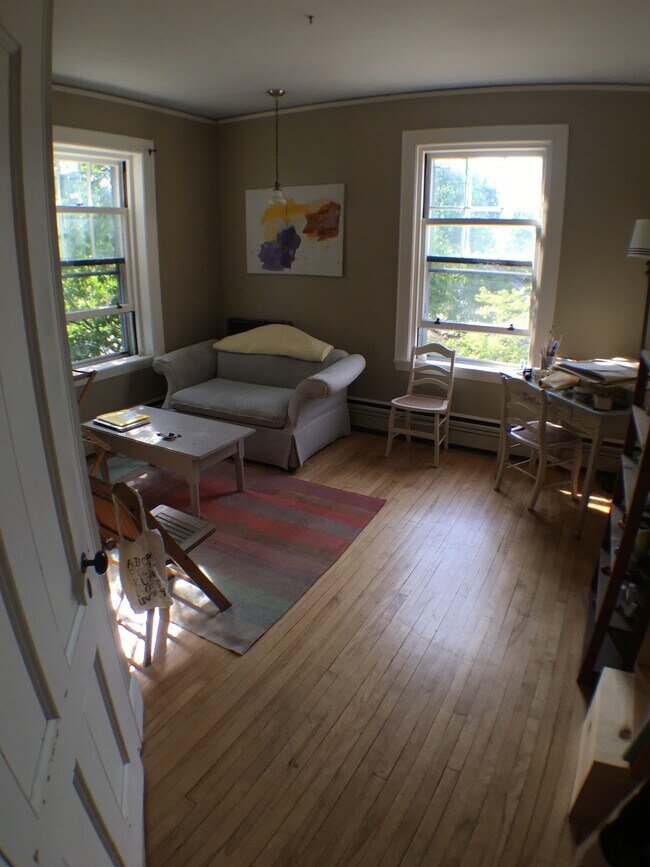 Building Photo - 71 Bowdoin St