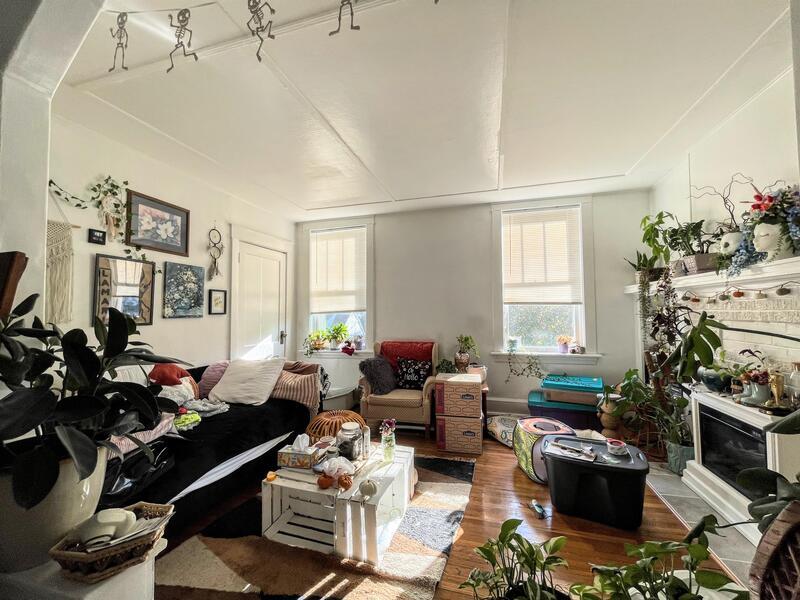 2309 Bellevue Ave Unit 2, Maplewood, MO 63143 Condo for Rent in