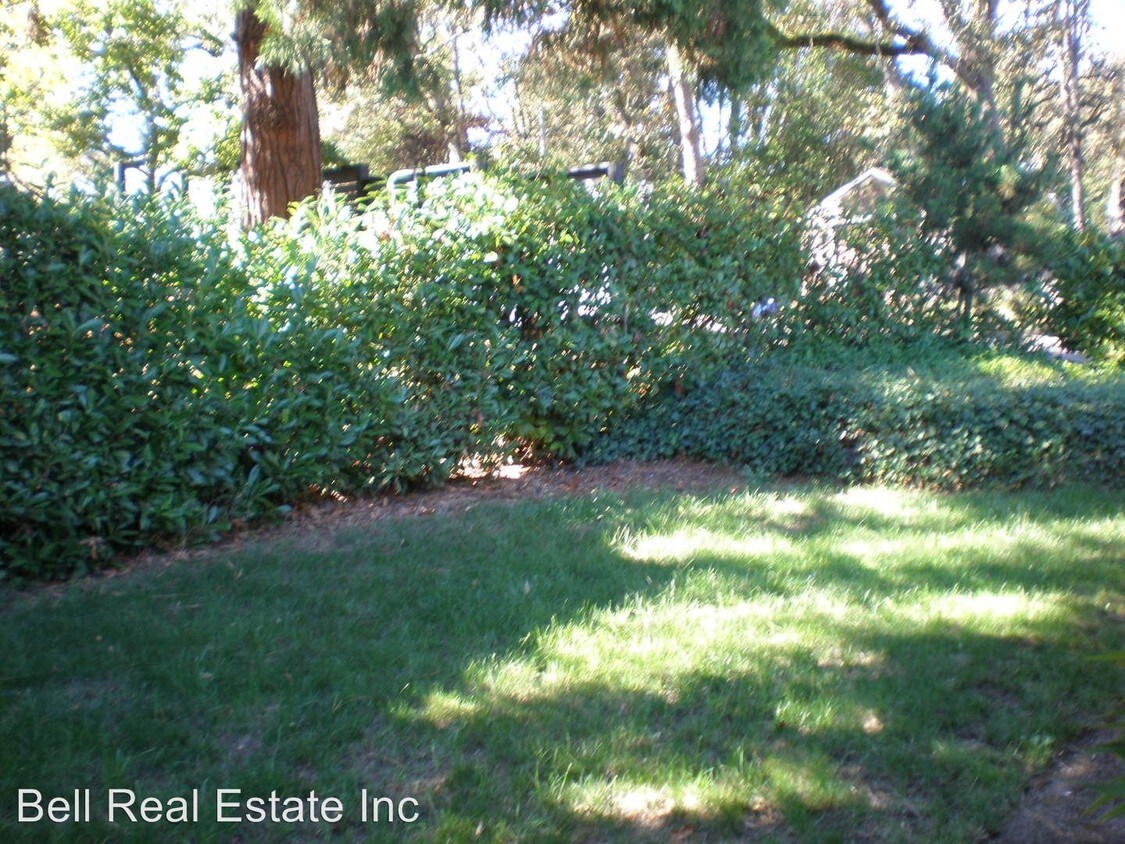 Building Photo - 3620 Willamette St