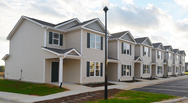 Building Photo - Old Church Townhomes