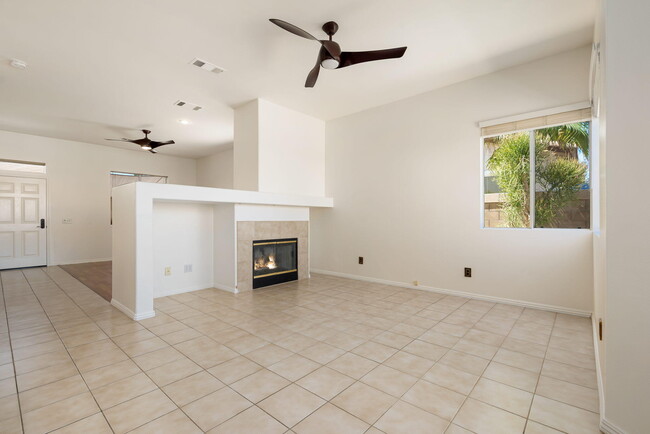 Building Photo - 45160 Debbie Dr