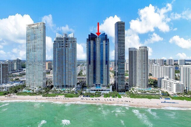 Foto del edificio - 17121 Collins Ave