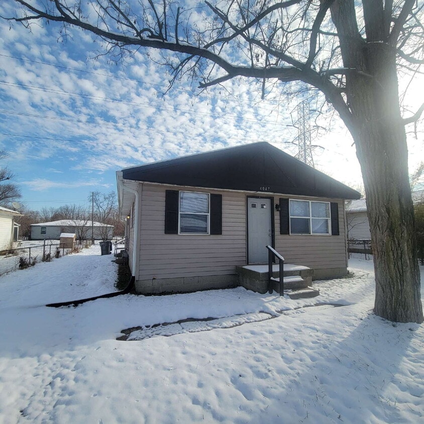 Lawrence Area 4BR House! - Lawrence Area 4BR House!
