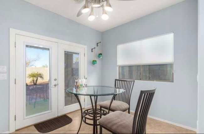 Foto del edificio - 4274 E Alamo St