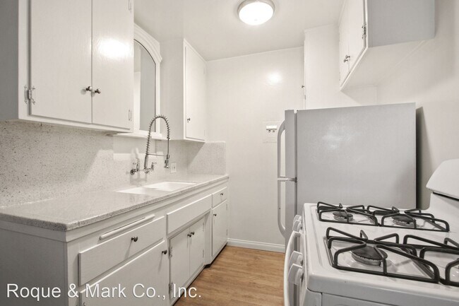 Building Photo - 1 br, 1 bath Apartment - 422 Hill Street 4...