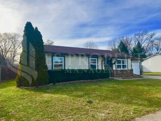 Foto del edificio - COMING SOON!! Beautiful 3 Bedroom/2 Bath Ranch in Wayne Township