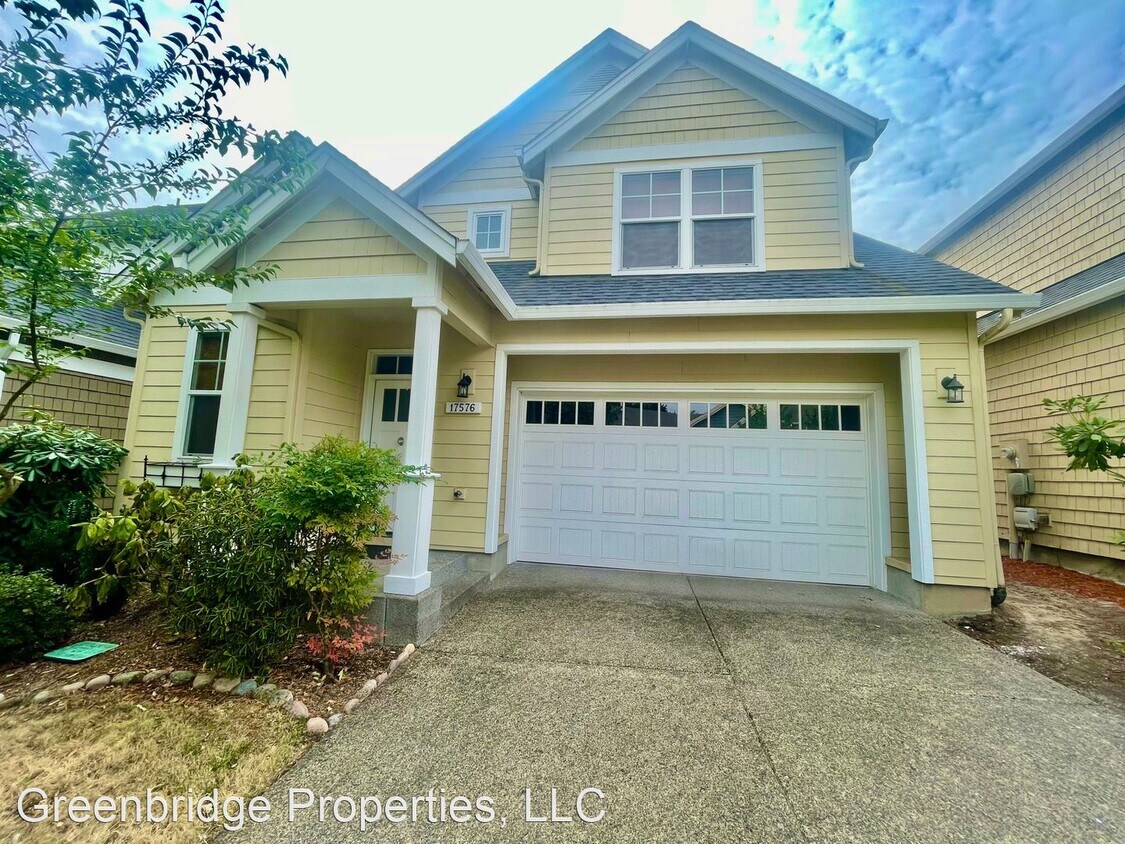 3 br, 2.5 bath House 17576 SW Robert Ln. House Rental in Beaverton