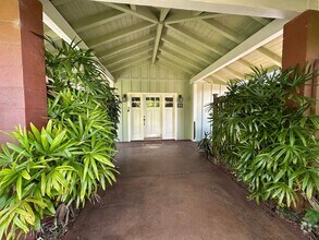 Building Photo - 60 Naniuka Pl