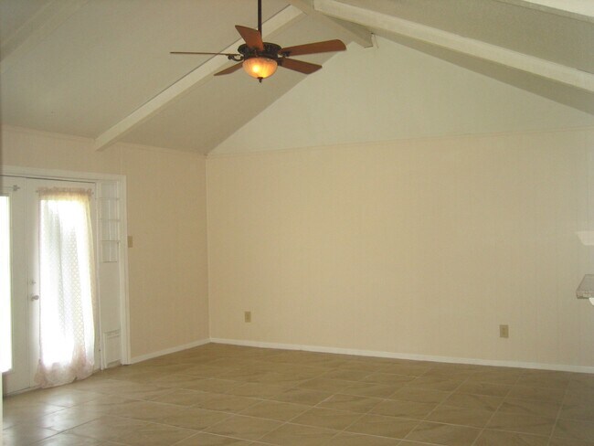 Foto del edificio - 10426 Sagebluff Dr