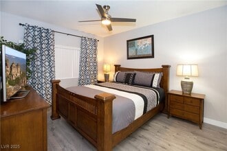 Building Photo - 8725 W Flamingo Rd