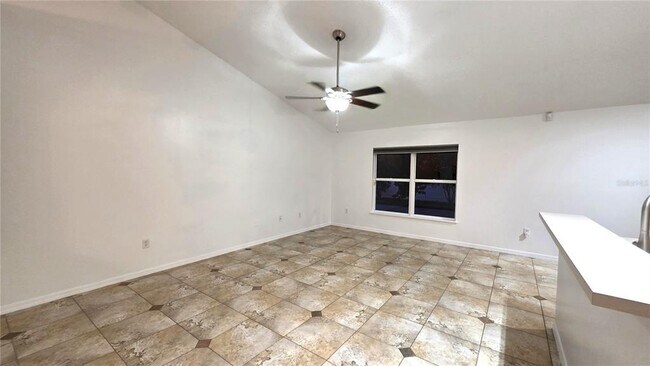 Foto del edificio - 1699 Landfair Ave