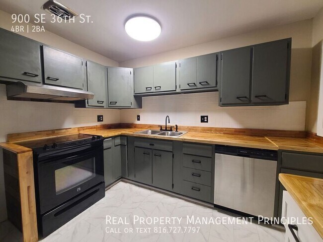 Foto del edificio - 900 SE 36th St