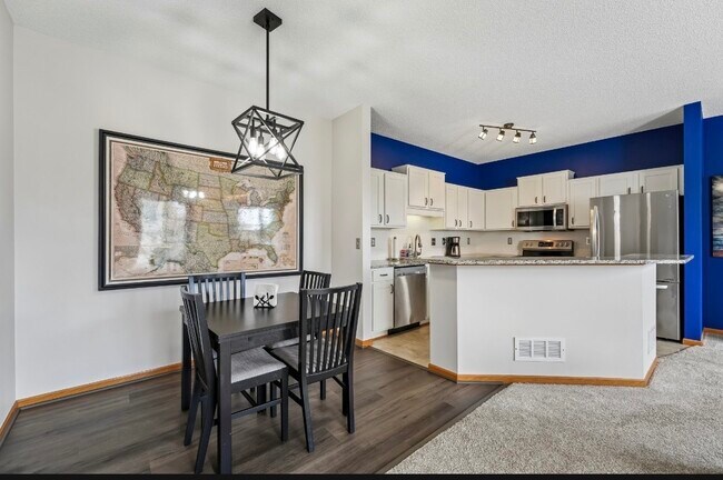 Foto del edificio - 20651 Hampshire Way