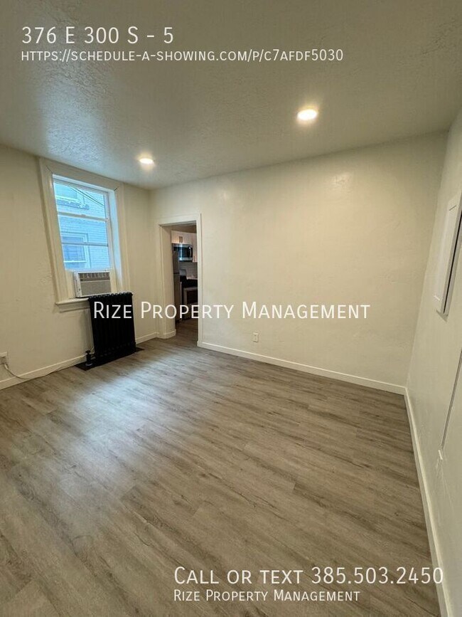 Photo - 376 E 300 S Apartment
