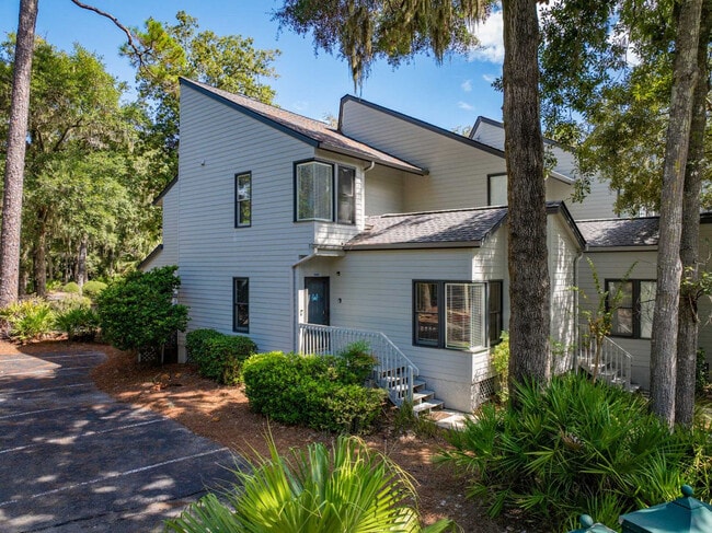 Building Photo - 137 Cordillo Pkwy