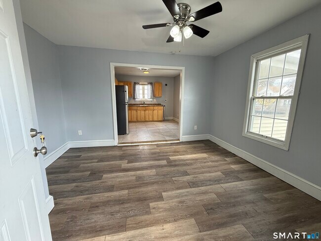 Foto del edificio - 31 Beecher Ave