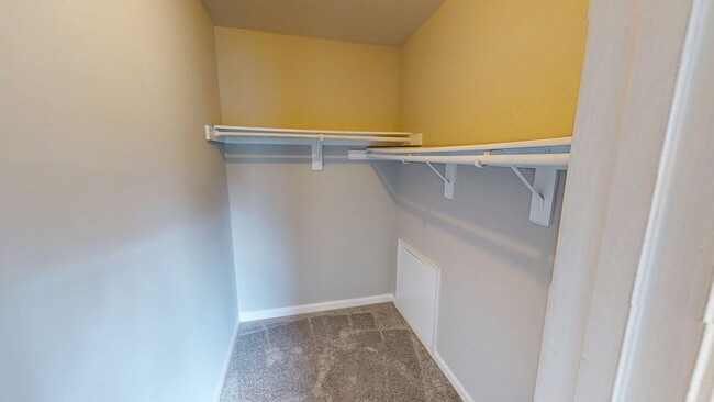 Building Photo - 6769 Milltown Ct