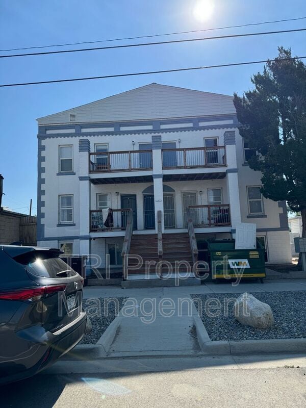 Building Photo - 1320 7th Ave