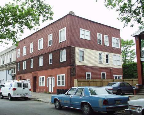 Foto principal - 3172-3176 W 103rd St
