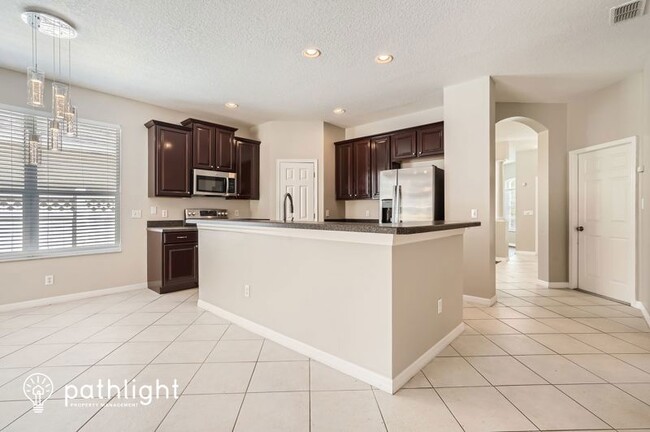 Foto del edificio - 5555 Burlwood Dr