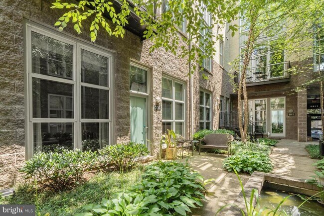 Foto del edificio - 2380 Champlain St NW