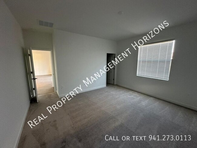 Building Photo - 14964 Serene Shrs Lp