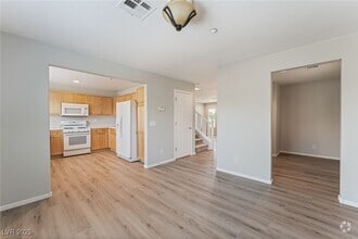 Building Photo - 9164 Enticing Ct