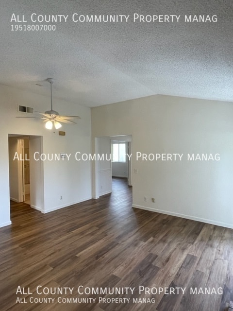 Foto del edificio - 5647 Boot Way