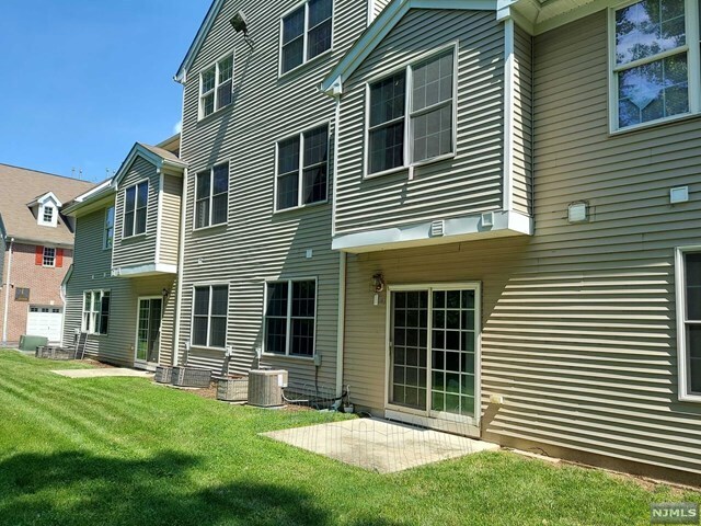 Foto del edificio - 41 Birch St