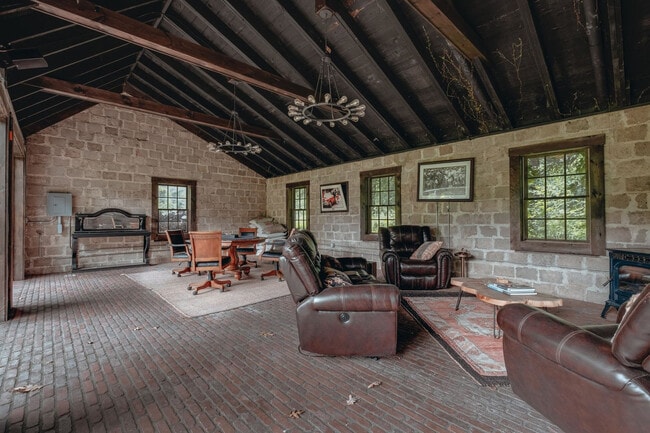 Foto del edificio - 21 Aly Raisman Wy