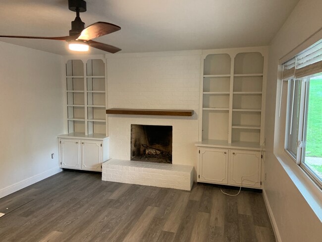 Photo - 3219 Thomasville Rd (Tallahassee, FL) Apartments
