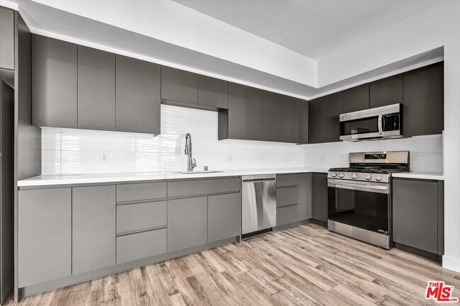 Foto del edificio - 1537 S Wilton Pl