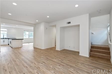 Building Photo - 77 Koehler Crossing