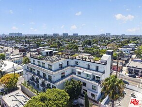 Building Photo - 1808 Lincoln Blvd
