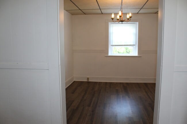 Dining Room - 234 S Maynard St