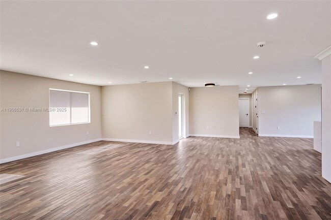 Building Photo - 6701 SW 49th Ter