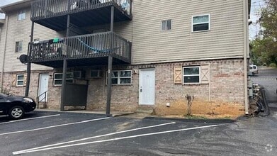 Building Photo - 210 Hendricks Blvd