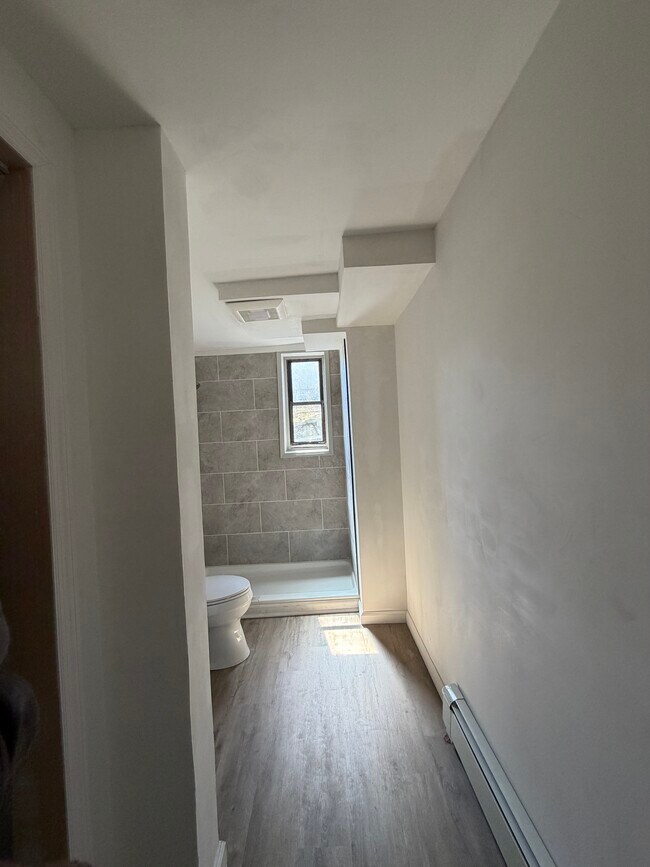 Foto del edificio - 490 Boswell Ave