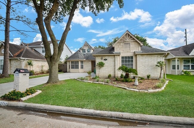 Photo - 12722 Ashford Brook Dr House
