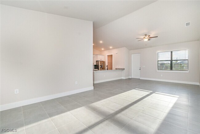 Foto del edificio - 3039 NW 2nd Pl